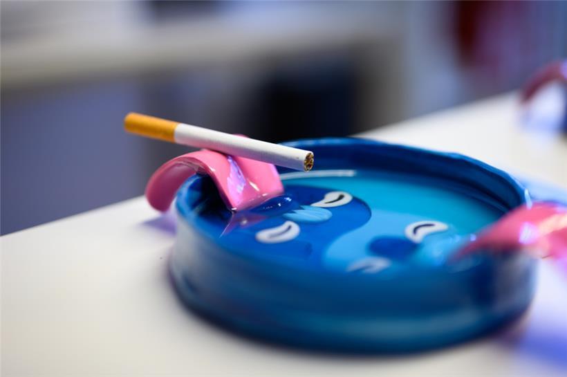 Ein „Äschenbechä“ aus Fimo von Lara Weiler
