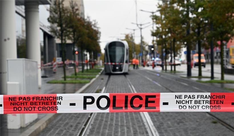 Ein Lkw hat auf Kirchberg die Tramleitungen beschädigt
