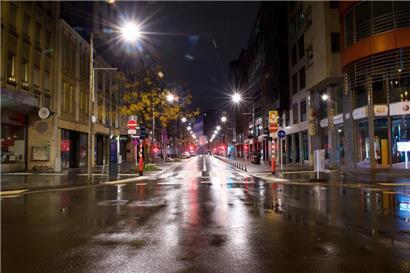 Ein Mann versuchte in der avenue de la gare, Bankautomaten zu beschädigen
