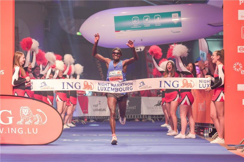 Ein Marathon-Fest wie 2019 (hier der Einlauf von John Komen) wird es 2020 nicht geben
