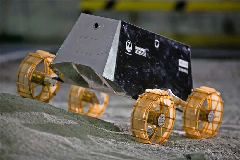 Ein Mondrover von Ispace auf dem Testgelände in Luxemburg-Stadt
