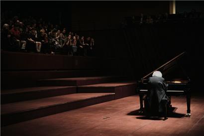 Ein Pianist der wenigen Worte: Grigori Sokolov war erneut zu Gast in der Philharmonie – das Konzert war ausverkauft
