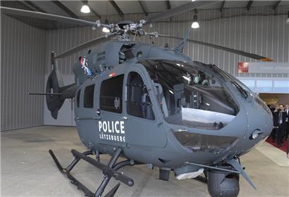 Ein Polzeihubschrauber (Symbolbild) hat am Donnerstag (15.6.) über Wormeldingen und Dreiborn Aussau gehalten. 
