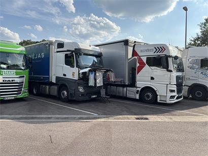 Ein Sonntagnachmittag auf dem Parkplatz Kutzhof an der A8