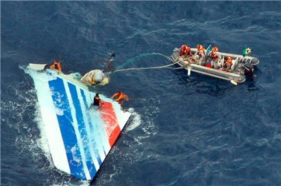 Ein Teil des A330 wurde im Juni 2009 von der brasilianischen Marine geborgen
