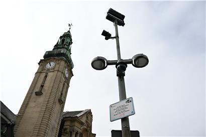 Ein Verkehrsknotenpunkt: Überwachungskameras auf dem Bahnhofsvorplatz in Luxemburg-Stadt
