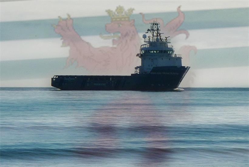Ein Versorgerschiff (Symbolfoto) ist vor Nigeria von Piraten ins Visier genommen worden
