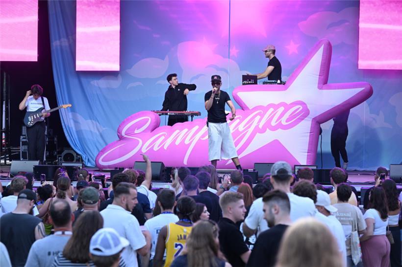 Ein gelungener Auftakt des E-Lake-Festivals am Freitag
