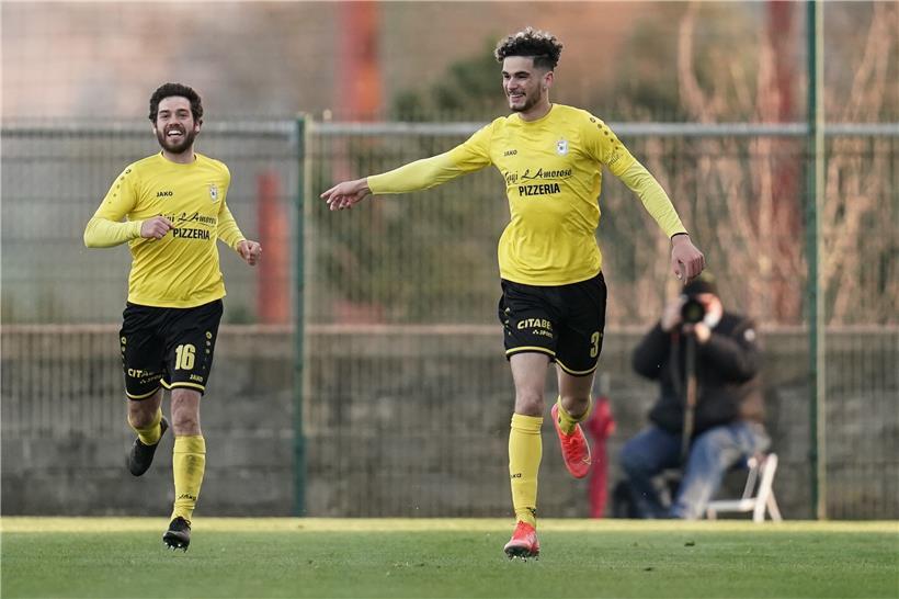 Ein gewohntes Bild: Kevin van den Kerkhof (r.) jubelt mit seinen Teamkollegen
