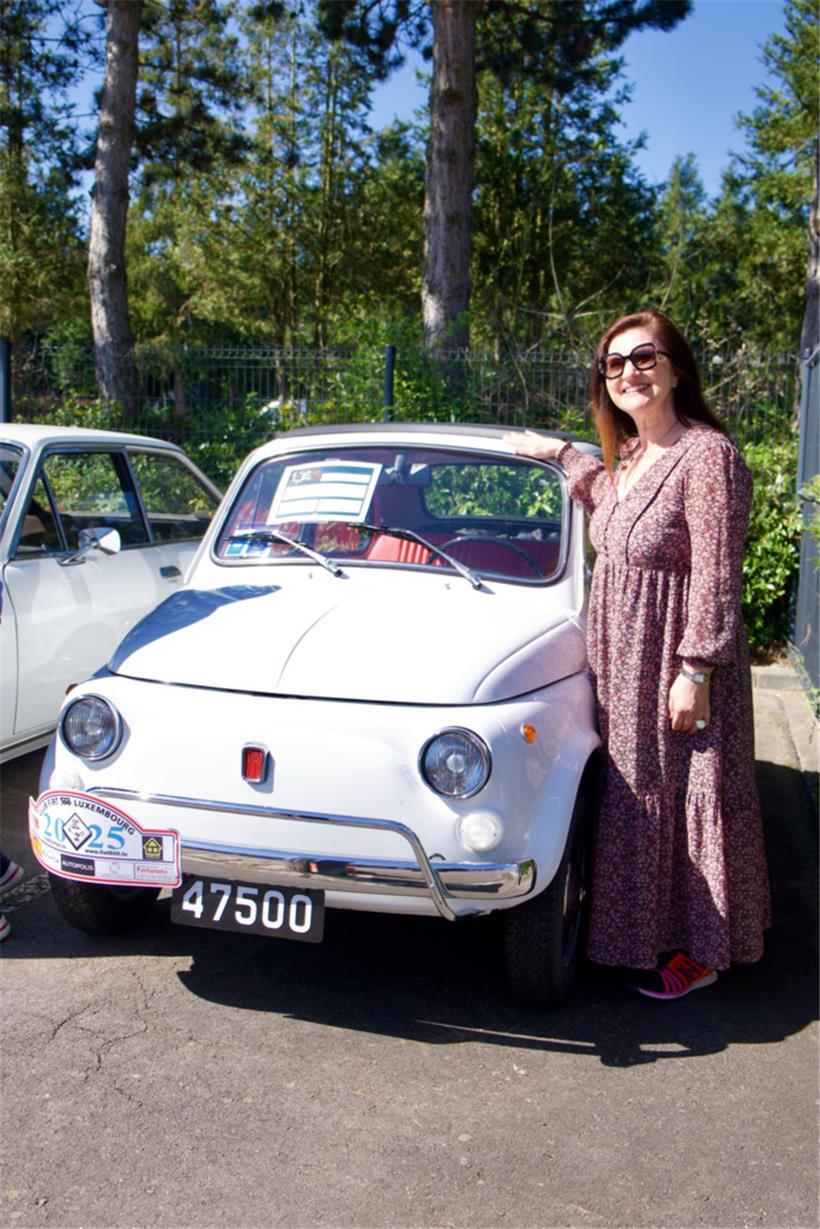 Ein kleiner Wagen, eine große Liebe: Für Monika Ferranti ist ihr Fiat 500 mehr als Nostalgie – er ist Teil ihrer italienischen Geschichte
