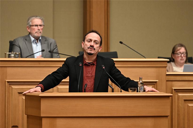 Ein linker Hamlet auf der Chamber-Bühne: Marc Baum („déi Lénk“)

