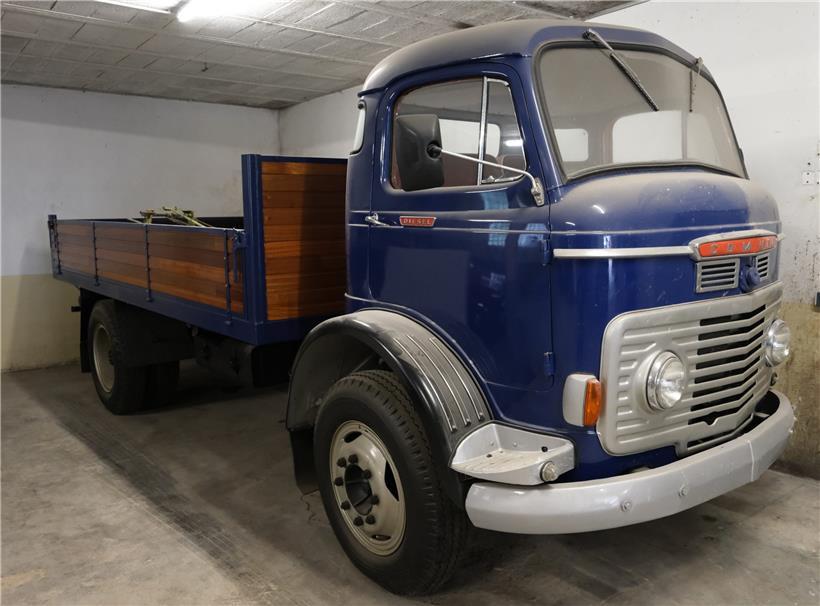 Ein mit Liebe renovierter Transportwagen der von der spanischen Familie Miravet ...