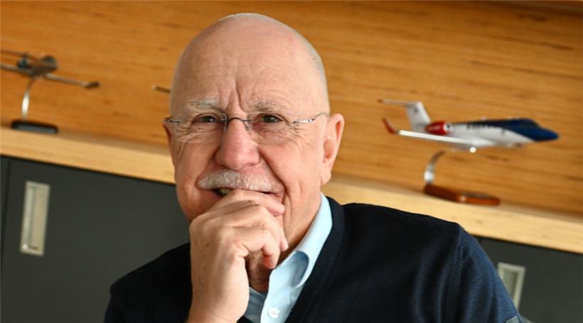 Ein nachdenklicher Captain: René Closter am 15. Dezember, dem Tag seines 71. Geburtstags, in seinem Büro in Findel
