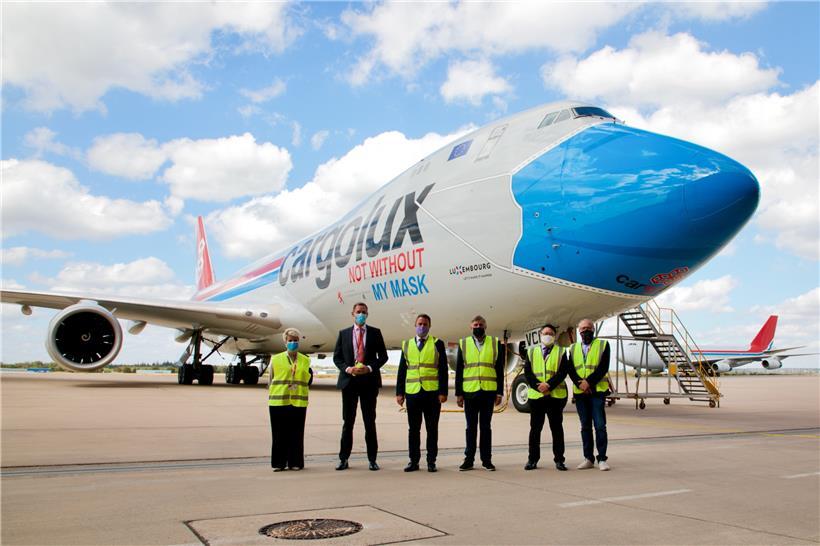 Ein neues Ziel fürs Planespotting: der ganz aktuell bemalte Frachtflieger auf Findel
