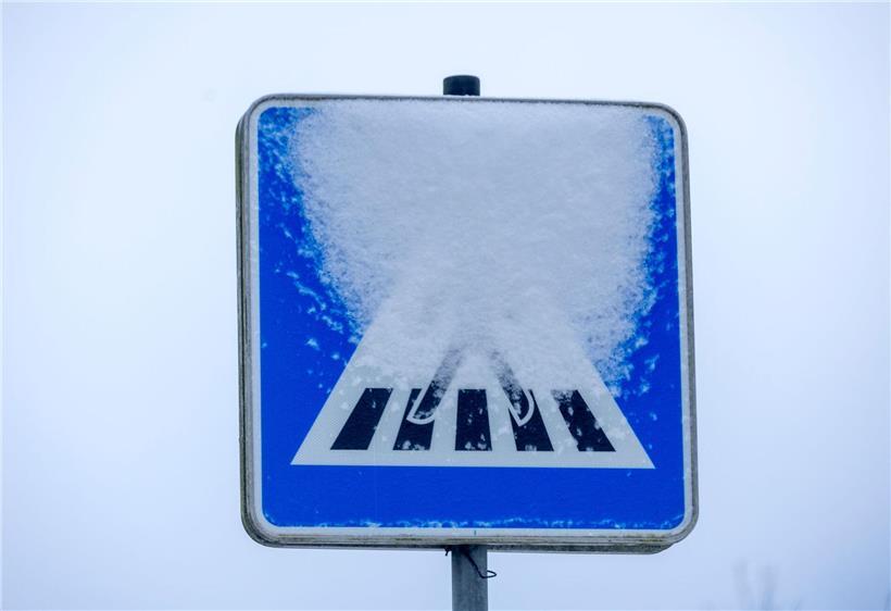 Frau mit Hund wird am Zebrastreifen in Luxemburg-Hamm von Auto erfasst, Unfall am 9. Januar