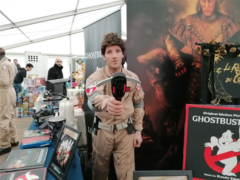 Eine Gruppe von Geisterjägern sorgt für Recht und Ordnung, was das Paranormale angeht

