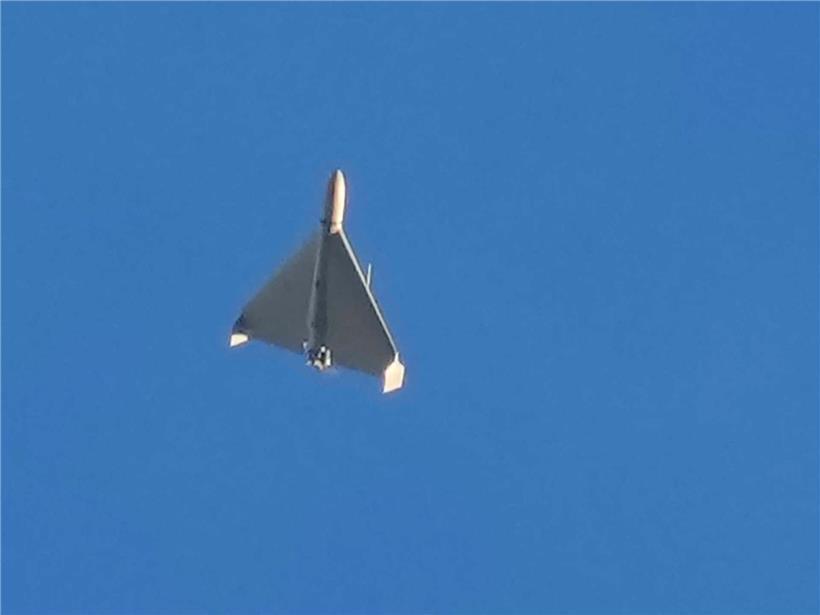 Kampfdrohne Shahed 136 iranischer Bauart im Flug, genutzt von Russland für Angriffe in der Ukraine