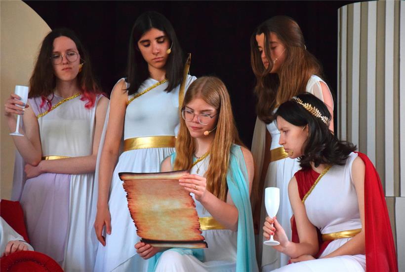 Eine Werbeagentur soll das göttliche Image wieder aufpolieren