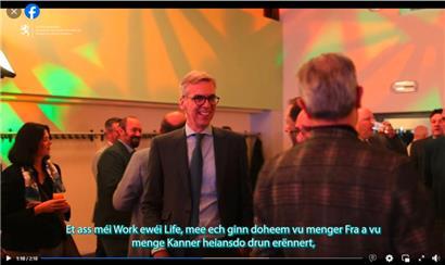 Eine der Feststellungen in dem zweiminütigen Spot über Léon Gloden und seine alltäglichen Aufgaben als Minister für innere Angelegenheiten: Es ist mehr „Work“ als „Life“
