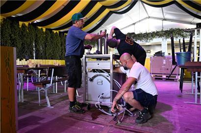 Eine der Zapfanlagen macht Probleme und muss ausgetauscht werden
