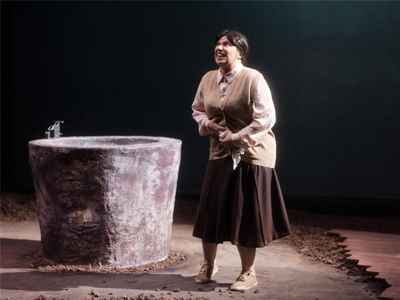 Eine der eindrucksvollsten Charaktere auf der Bühne: Nabby Gardner, gespielt von Yasmine Laassal
