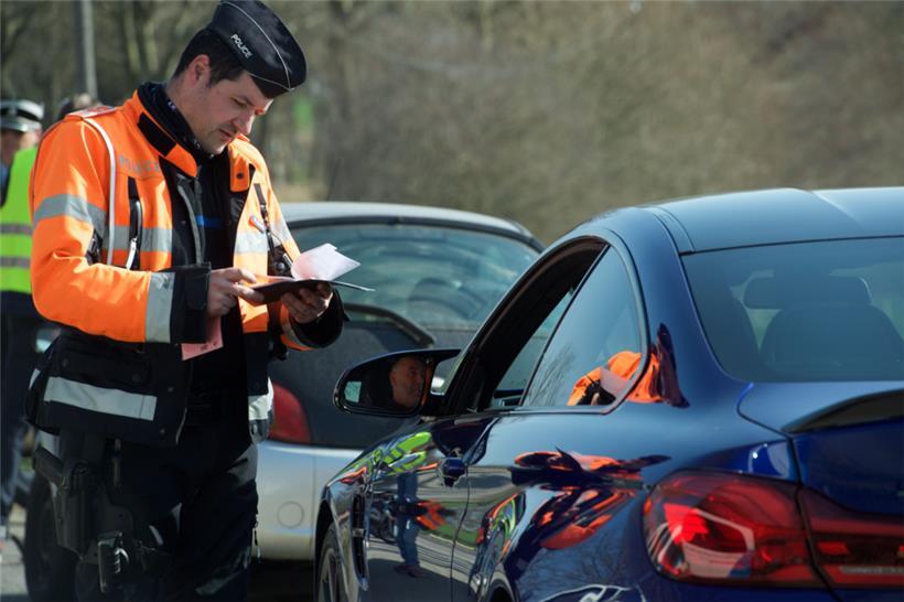 Eine endgültige Bilanz der Kontrollen wird die Polizei am Freitag präsentieren. Letztes Jahr wurden mehr als 400 Fahrer zur Kasse gebeten.

