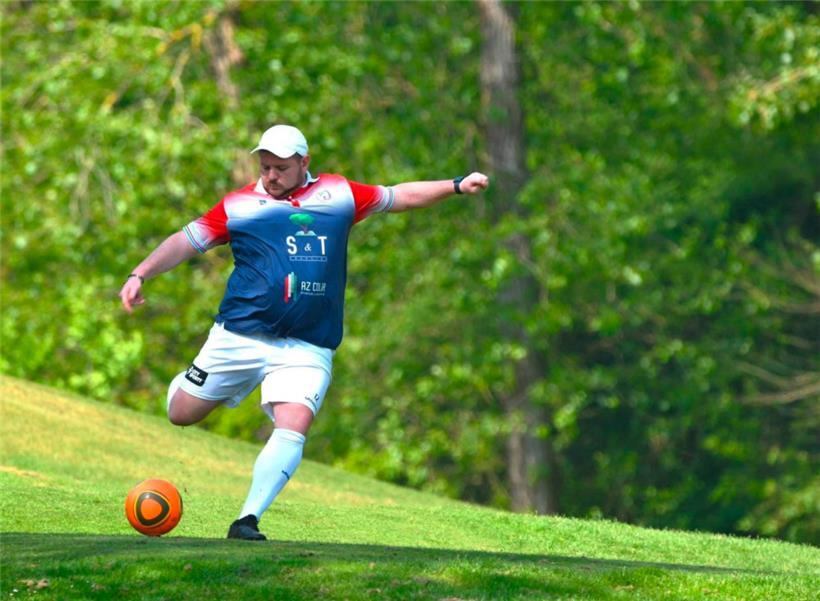 Eine gute Schusstechnik ist das A und O beim Footgolf
