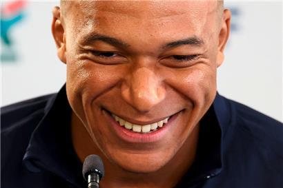 Eine interne Überraschung sei der Transfer von Kylian Mbappé am Montagabend nicht gewesen – dennoch war es Thema Nummer eins
