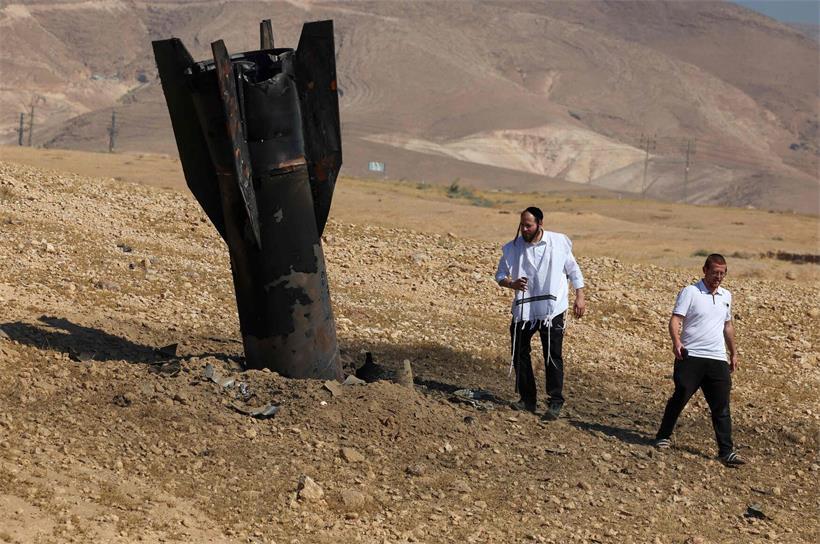 Eine iranische Rakete ging während der Kampfhandlungen in der Gegend von Jericho nieder