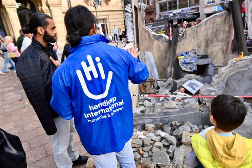 Eine rekonstruierte, bombardierte Wohnung
