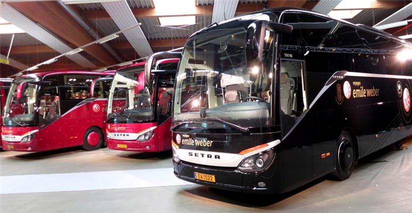 Einer der Busse wurde stark beschädigt und ist nicht mehr fahrbar
