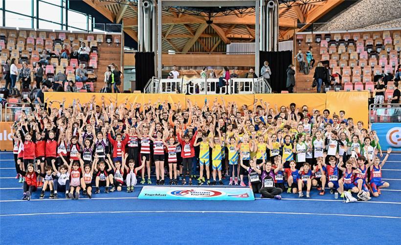 Einer der Höhepunkte des traditionellen Rendezvous ist das Gruppenbild mit allen Teilnehmern
