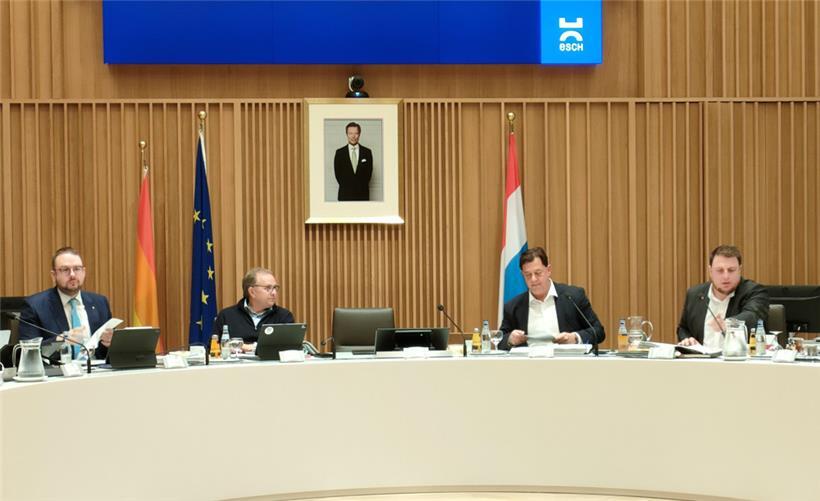 Einer fehlte am Freitag im Escher Gemeinderat: Bürgermeister Georges Mischo
