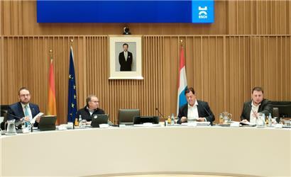 Einer fehlte am Freitag im Escher Gemeinderat: Bürgermeister Georges Mischo
