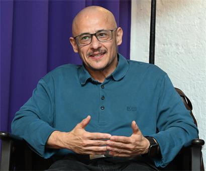 Eines der Gesichter von Agate: der gelernte Psychiater und Psychotherapeut Erik Schneider