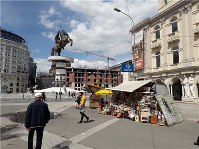 Eines der vielen Reiterstandbilder von Alexander dem Großen in Skopje
