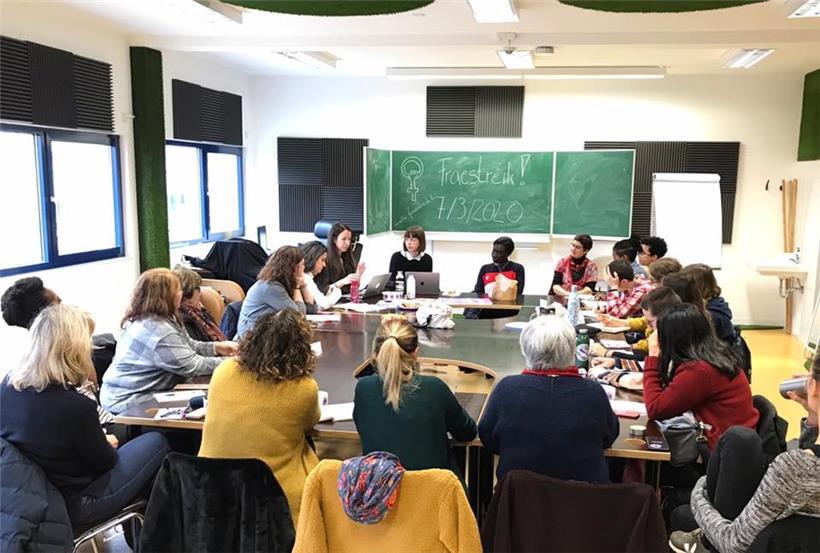 Eines der vorbereitenden Treffen der Plattform
