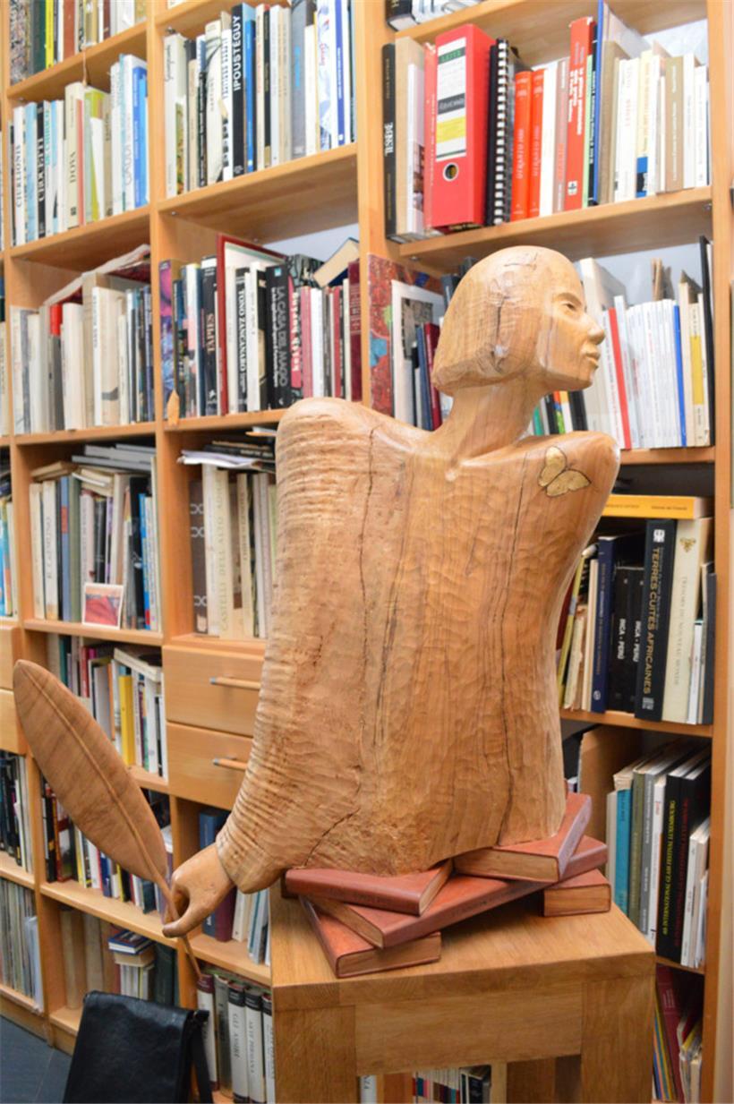 Eines von Kerschens Lieblingsstücken trägt den Namen „Die Schriftstellerin“