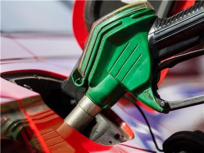 Autofahrer zahlen am Samstag höhere Preise an der Tankstelle wegen gestiegener Kraftstoffkosten