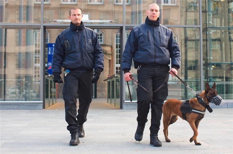 Einige Betriebe benötigen mehr Sicherheitspersonal, andere wiederum weniger