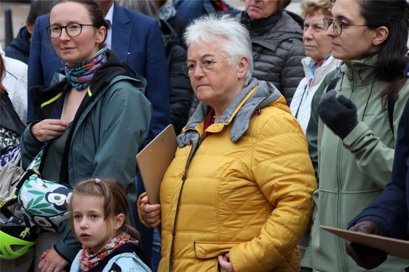 Einwohnerin Milly Hellers beschreibt ihr Viertel als lebendig und multikulturell und sagt, dass man dort aber auch viel von sozialen Problemen mitbekommt
