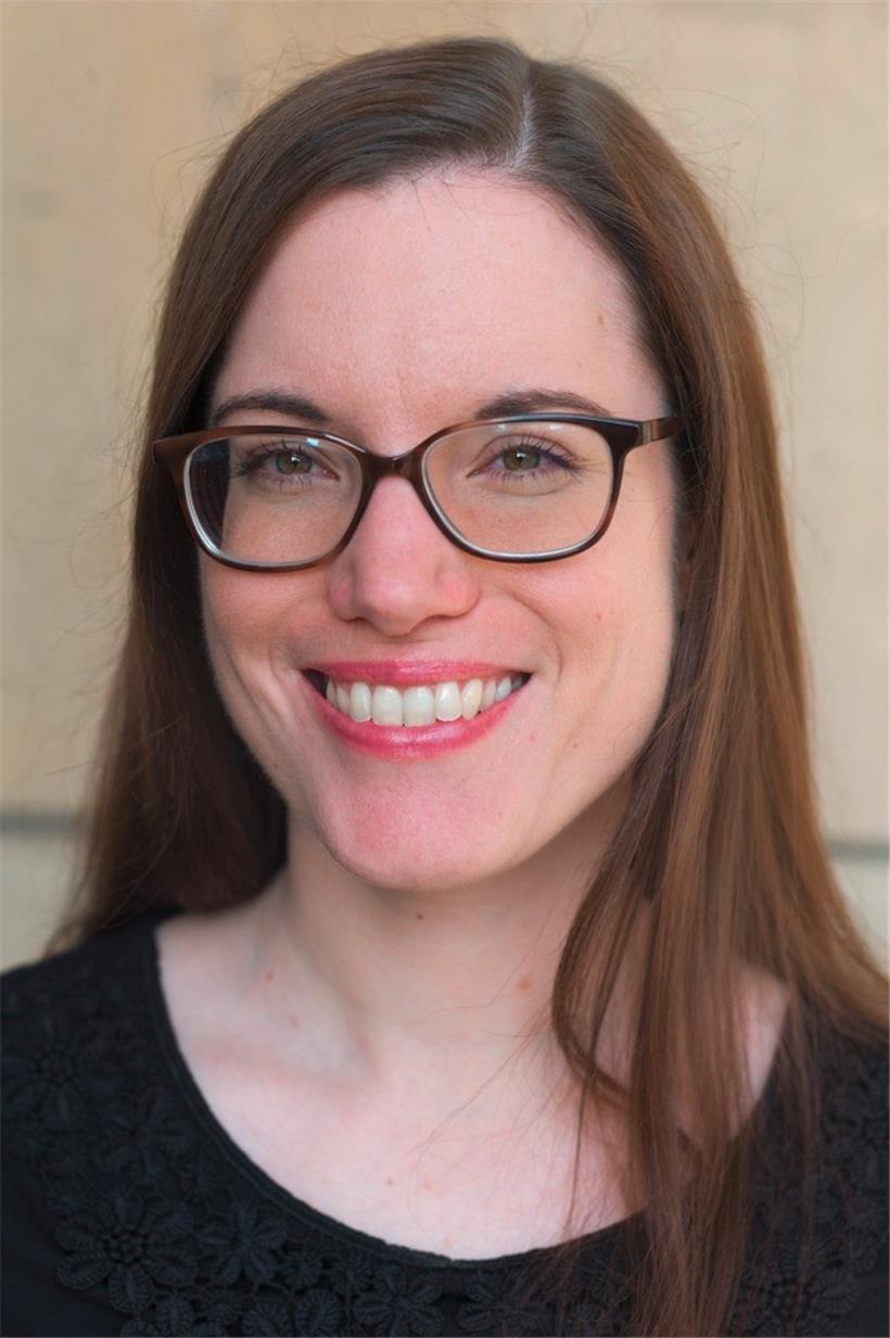 Elisabeth Hoffmann, Historikerin