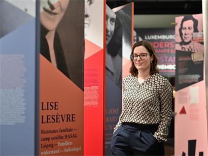 Elisabeth Hoffmann – hier bei der Eröffnung einer Ausstellung im Jahr 2025 – arbeitet seit 2018 bei der Stiftung des Museums und tritt am Donnerstag ihre neue Stelle an