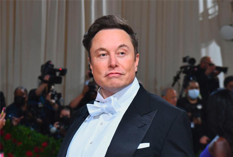 Elon Musk auf der Met Gala 2022 im Metropolitan Museum of Art am 2. Mai 2022 in New York
