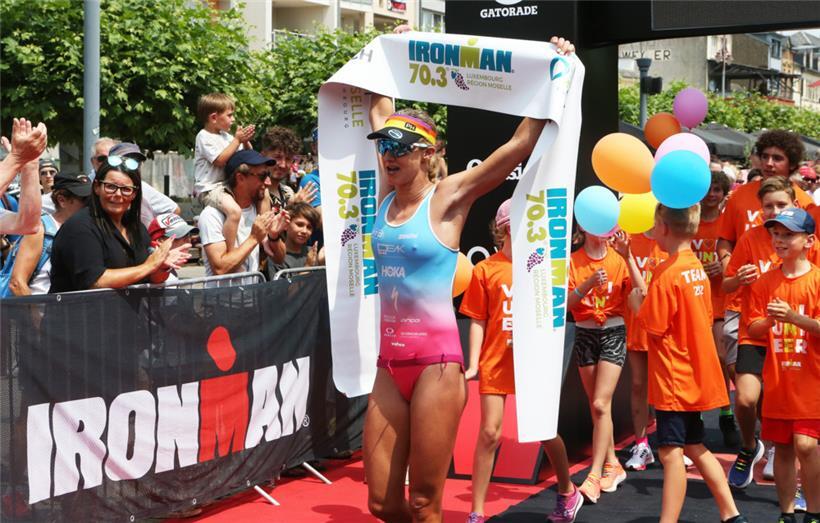 Emma Pallant-Browne, Spezialistin auf der Mitteldistanz, dominierte das Rennen von Anfang bis Ende
