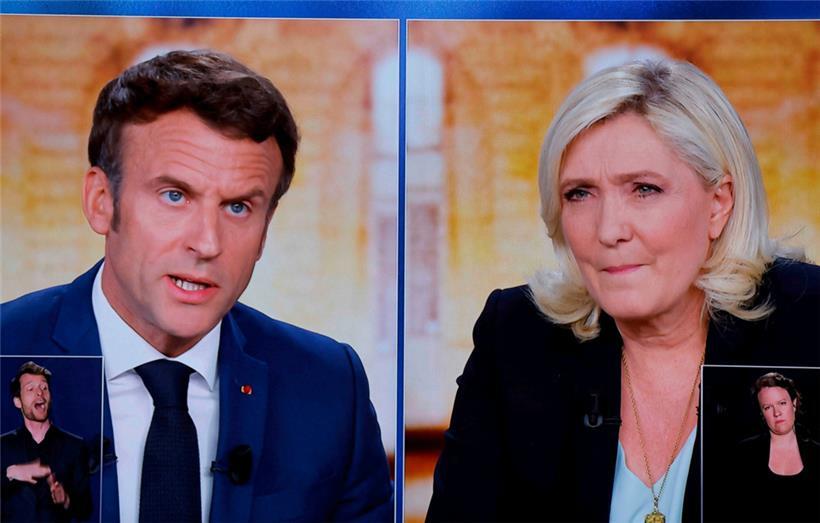 Emmanuel Macron et Marine Le Pen lors du désormais traditionnel débat 
