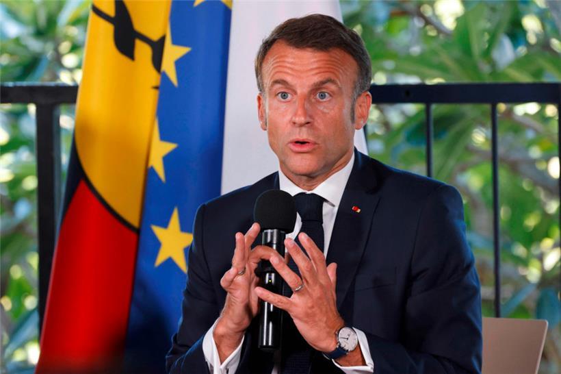 Emmanuel Macron s’est envolé pour une visite en Nouvelle-Calédonie pour tenter de désamorcer la crise après neuf jours d’émeutes qui ont fait six morts et des centaines de blessés
