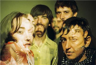 En concert à la Kulturfabrik: Derya Yıldırım (d.) et son groupe Grup Şimşek