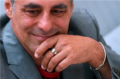 Enrico Lunghi, historien de l’art et commissaire d’exposition, publie „Chroniques d’un monde avant. Fragments classés“ chez Hydre
