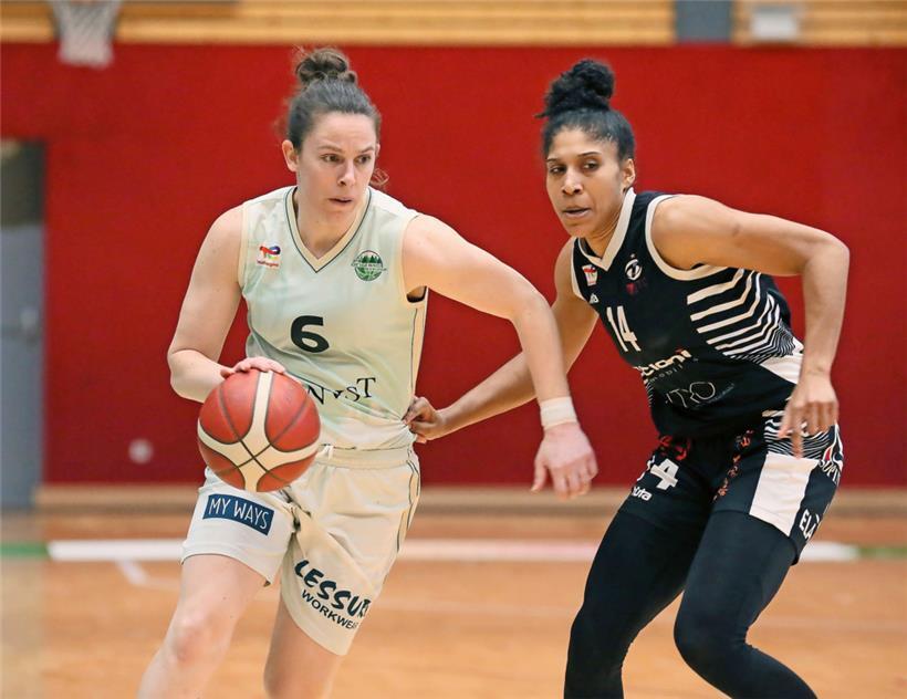 Entscheidendes Duell: Viel wird am Sonntag auch davon abhängen, wie gut der T71 die derzeit beste Spielerin der Liga, Sam Logic (Nr. 6), in den Griff bekommt
